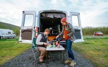 RV and Tent Campers Cook