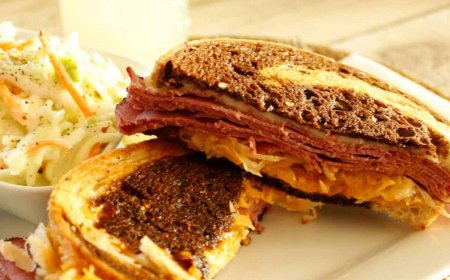 Pastrami Reuben Sandwich Recipe: Easy & Fast Camping Meal