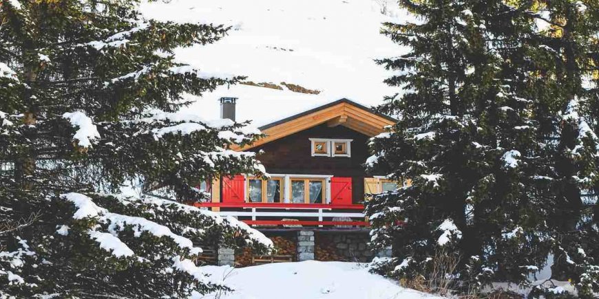 The Best Winter Breaks: UK Glamping Sites for 2023
