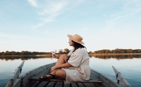 Where To Go For Mother’s Day 2023: Beautiful Glamping Gifts For Mom