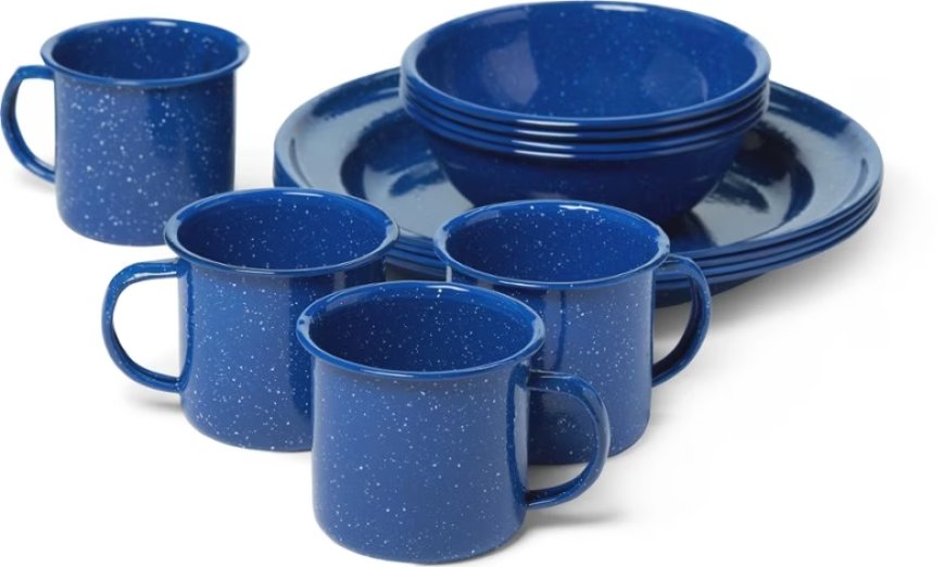 Looking For Some New Camping Gear? Here Are Some Great Deals To Check Out