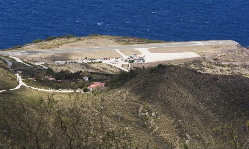 10 Most Interesting Airports In The World