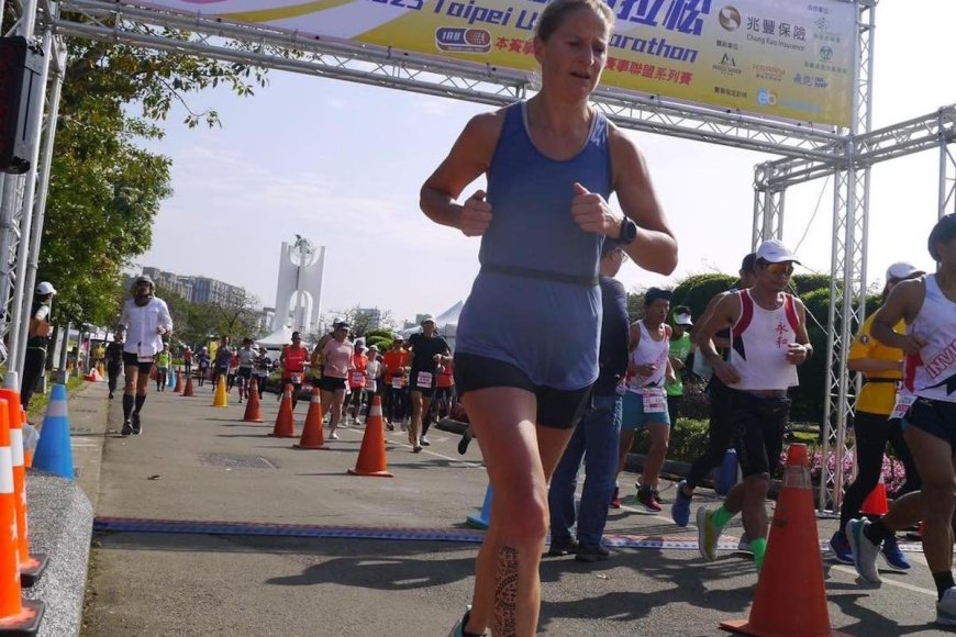 Top Ultrarunner Disqualified for Taking A Car Ride During Race