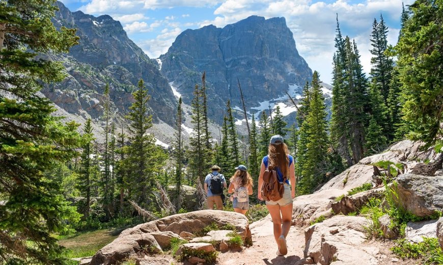 Looking to Hike the 50 States? Here are the Highest-Rated Trails in Each State