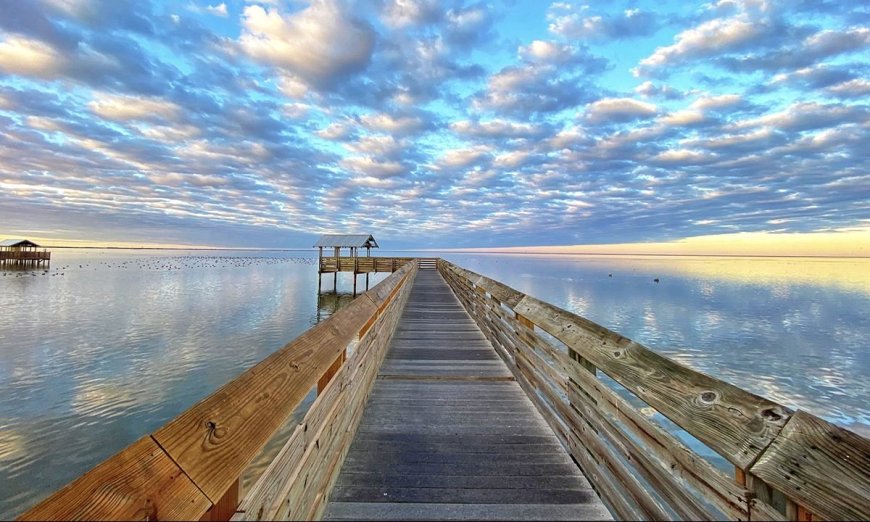 10 Best Beach Towns to Visit in the United States