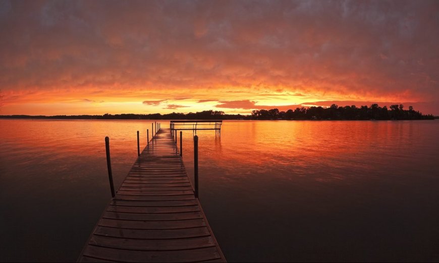 7 Best Lakes to Stand Up Paddleboard in Minnesota