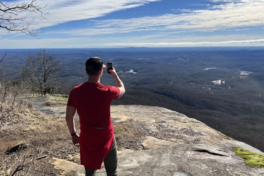 A Hiker’s Guide to Pinnacle Mountain in South Carolina