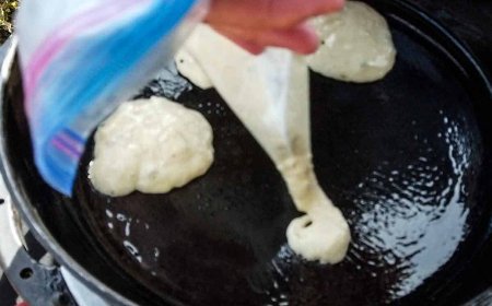 Camping Pancake Mix: Easy No-Mess Plastic Bag Pancakes Hack