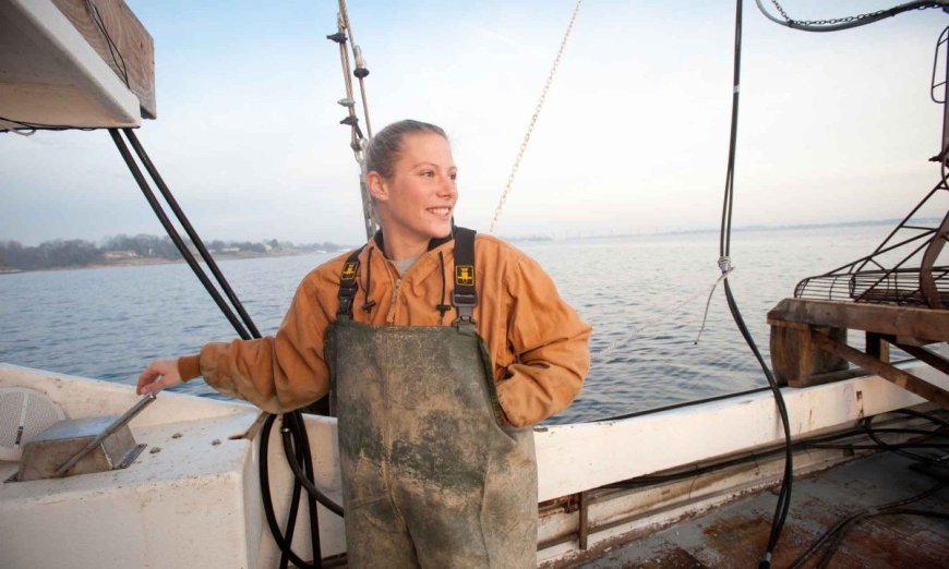 Being a Lobstermen is a Dangerous Job, And More Women Than Ever Are Signing Up