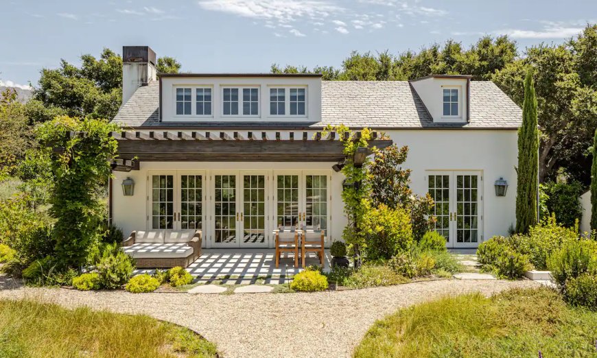 Want to Sleepover at Gwyneth Paltrow’s Guesthouse and Go Hiking With Her? Here’s How