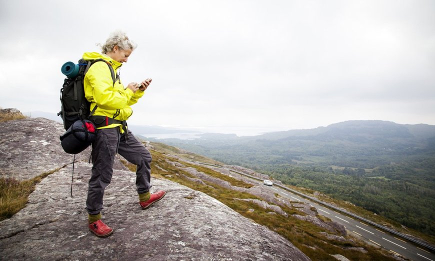 This Simple iPhone Hack Makes Hiking So Much Better