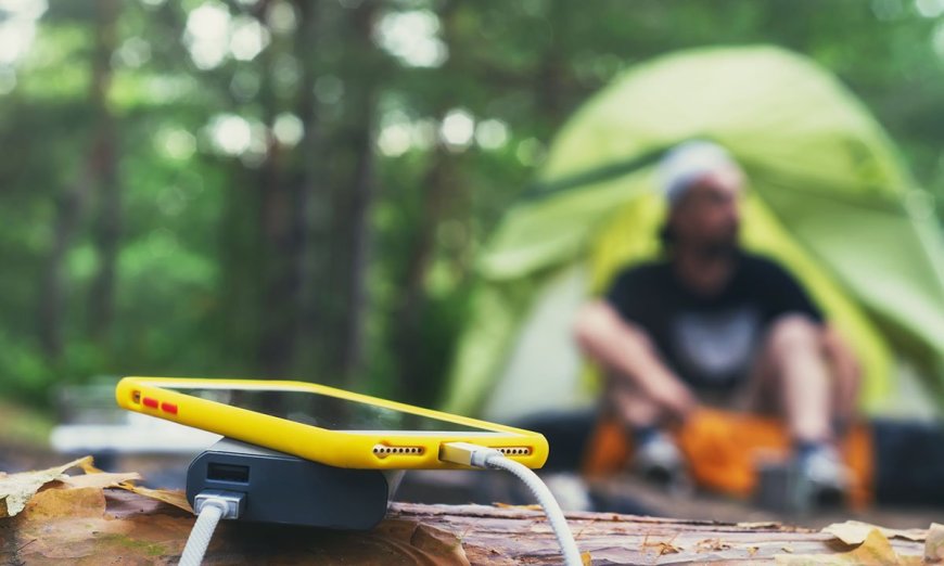 Need a Charge Outdoors? Amazon’s Highest-Rated Portable Chargers Right Now