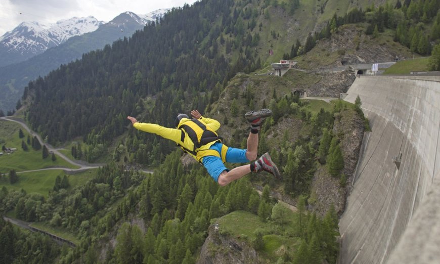 The 5 Scariest Places to BASE Jump in the World