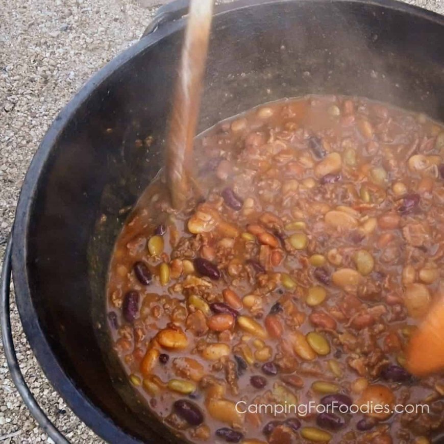 Dutch Oven Baked Beans: Cast Iron 5-Bean Baked Bean Recipe