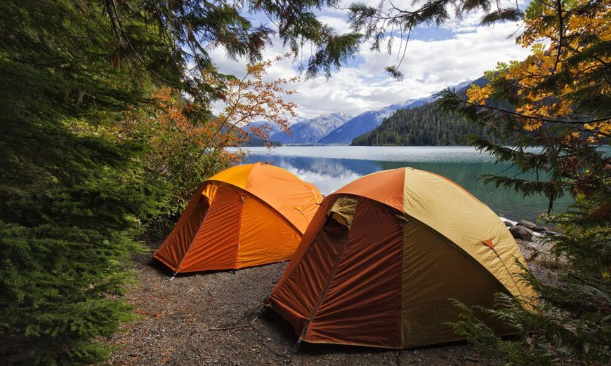 How to Add Some Fall Colors and Vibes to Camp