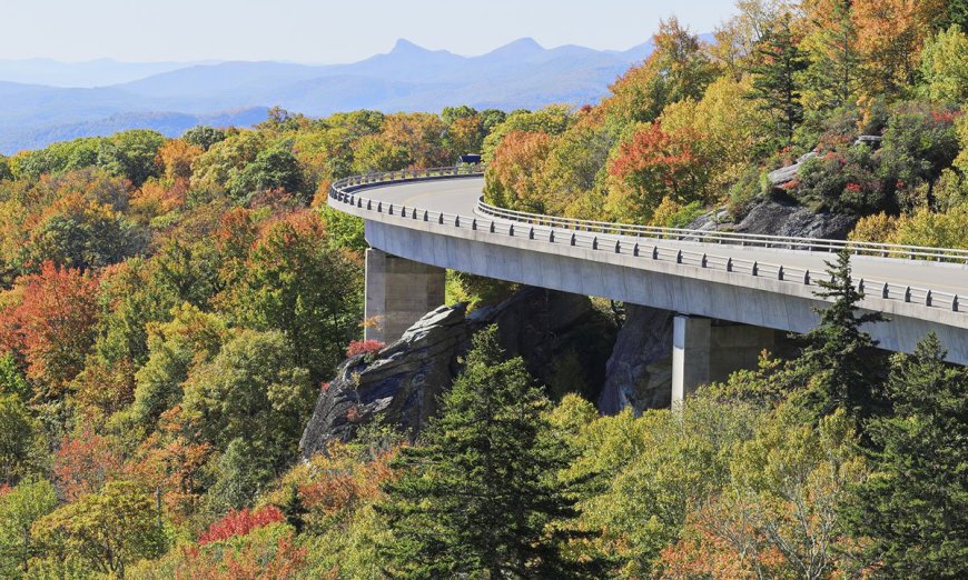 Don’t Miss These 8 Unique Towns and Pit Stops Along the Appalachian Trail
