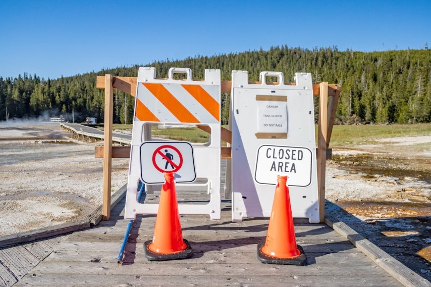 Chaos Reins at Some National Parks Amid Government Shutdown