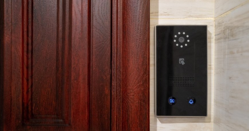 California Resident Is Shocked At Surprise Ding Dong Ditcher