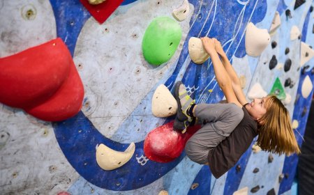 When Every Hold Is a Jug: Here’s Why Kids Are Good at Climbing