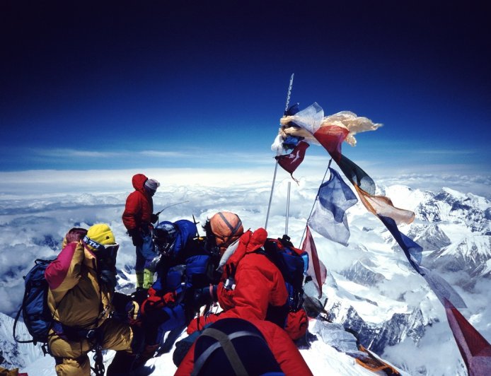Have Everest Guides Been Drugging Climbers as Part of a Scam?