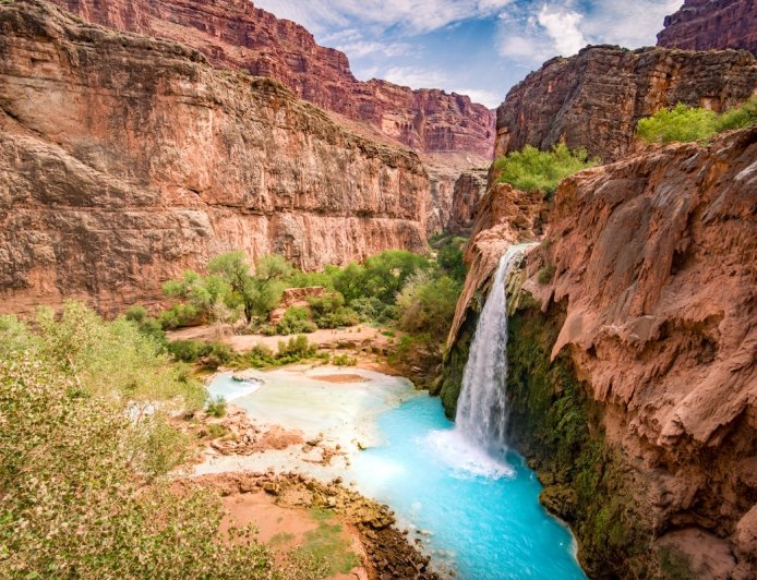 7-Year-Old Boy Hikes Grand Canyon Rim to Rim in One Day