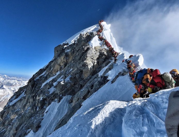 274 People Summited Mount Everest Yesterday—That’s a Record