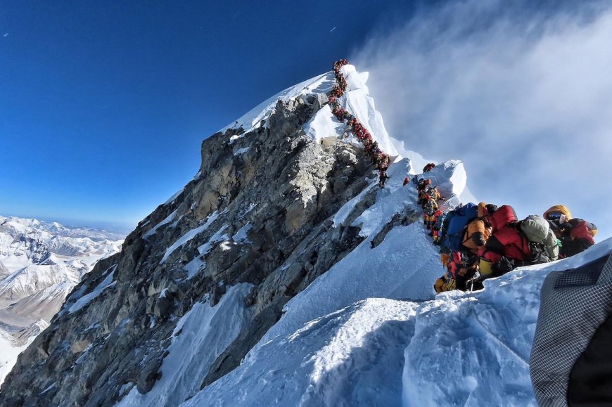 274 People Summited Mount Everest Yesterday—That’s a Record