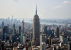 Couple Climbs Empire State Building, Gets Engaged and Charged