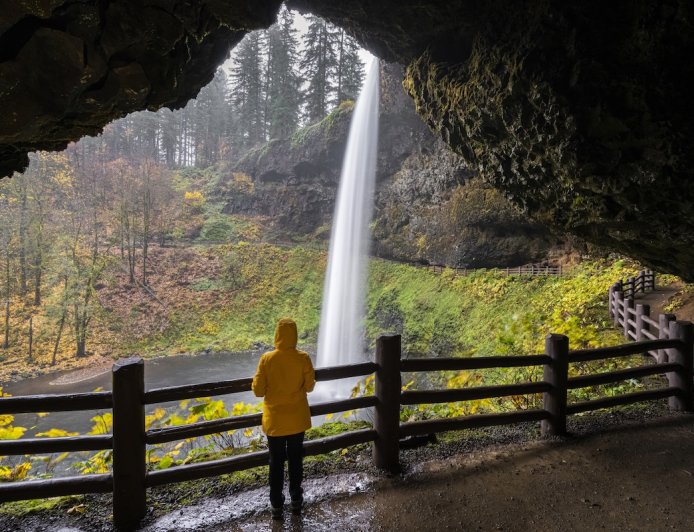 Man Falls From Waterfall After Crossing Barrier to Pose for Photo