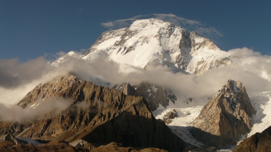 LISTEN: Famous Mountaineer’s Last Voice Message Before Avalanche