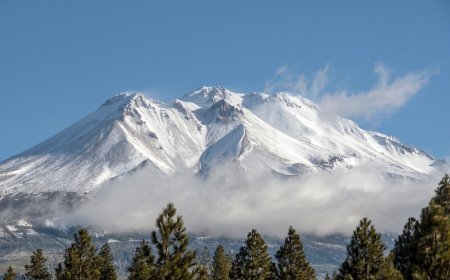Hikers Rescued After Using AI to Prep for Mount Shasta Ascent